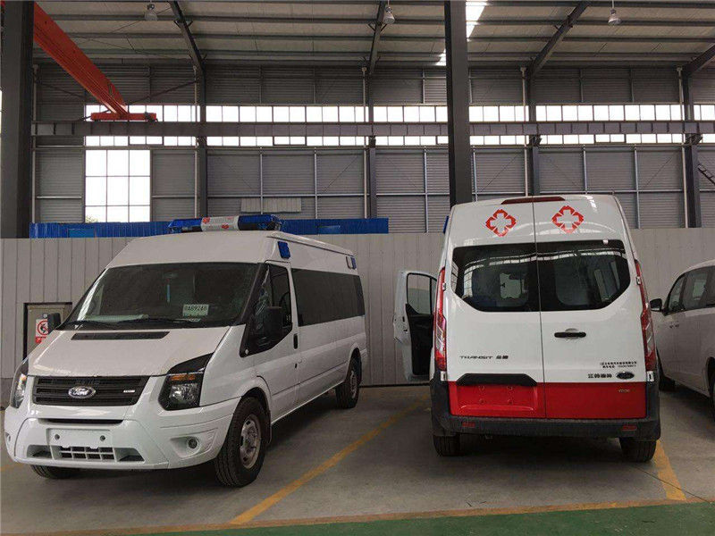 廣州救護(hù)車廠家跟你聊聊為什么無(wú)人避讓救護(hù)車？01